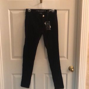 ✨NWT✨ American Eagle Velvet Jegging